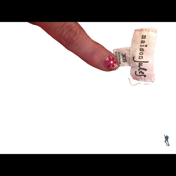 5 Mix matched tank tops. Sizes extra small to small and one medium - Picture 11 of 11